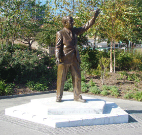 William Donald Schaefer Statue by sculptor Rodney Carroll located in the Bicentennial Plaza next to the Baltimore Visitor Center honoring Governor/Mayor Schaefer